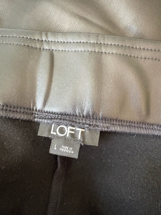 LOFT Black Faux-Leather Waistband Leggings - Picture 2 of 3